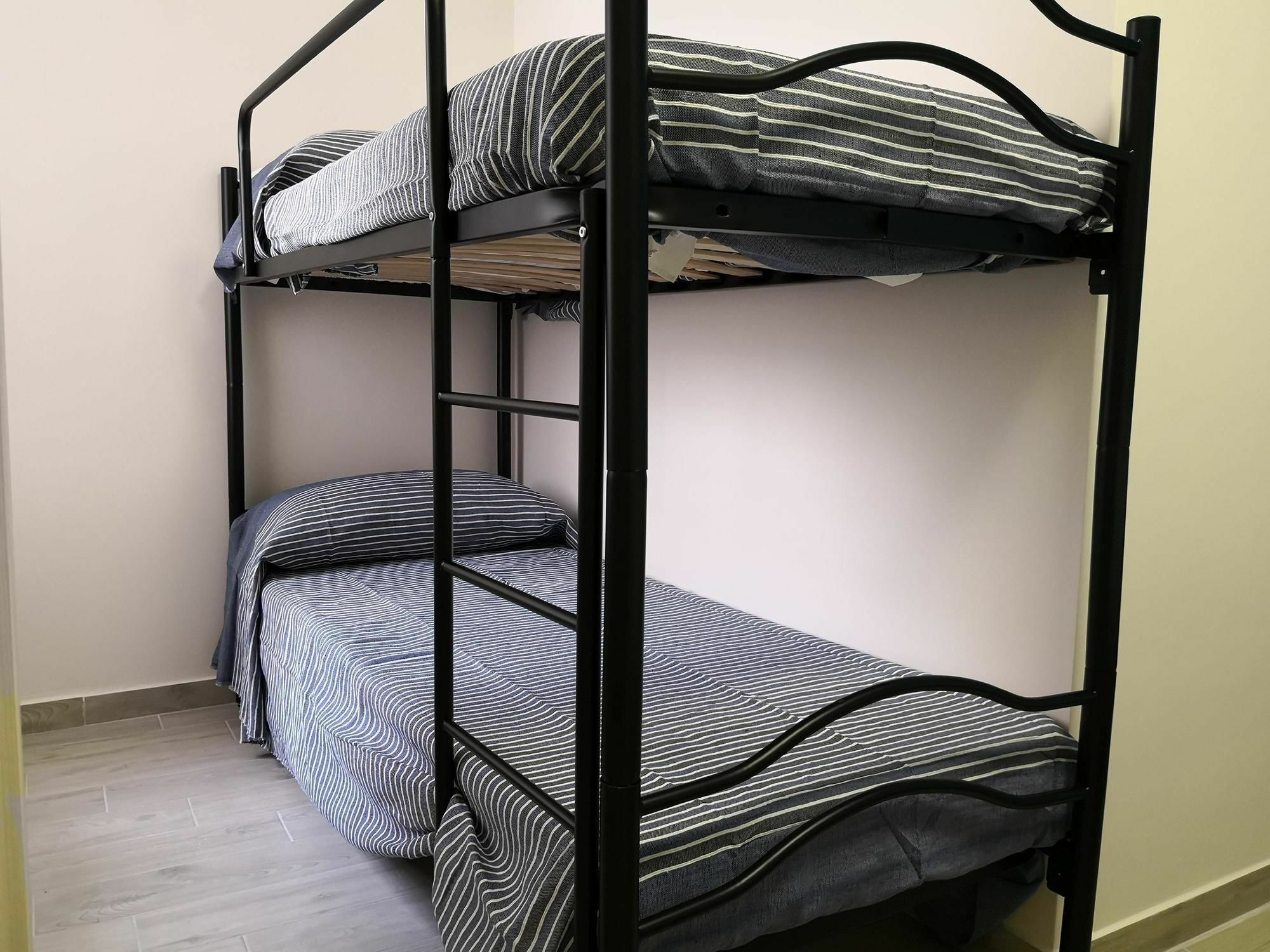 Fenesta Vascia Bed & Breakfast Napoli Dış mekan fotoğraf