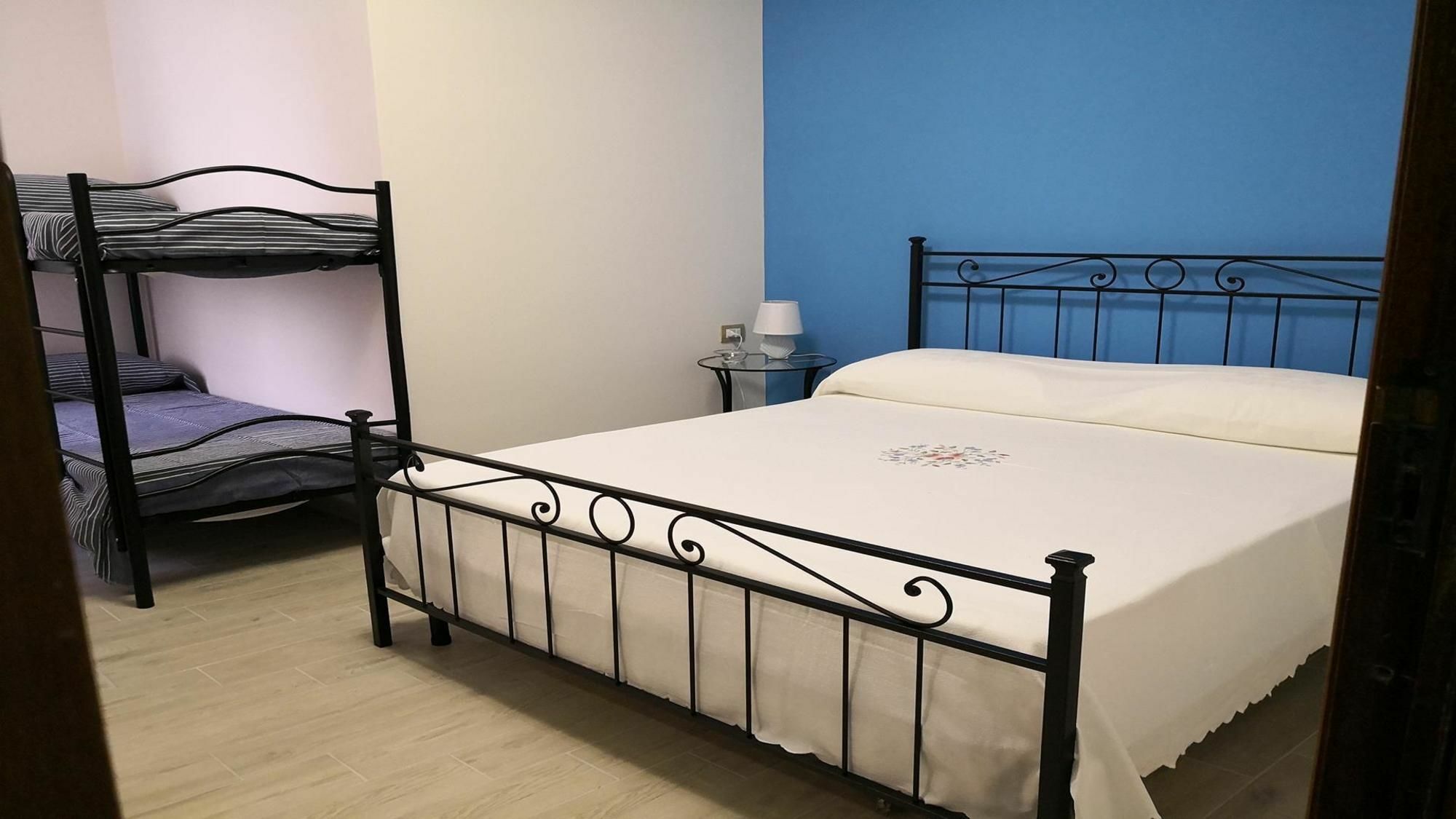 Fenesta Vascia Bed & Breakfast Napoli Dış mekan fotoğraf